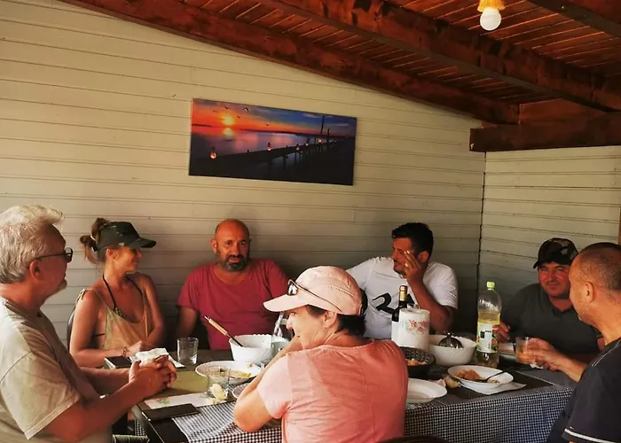 Casa Lotus 홈스테이 스픈투 게오르게