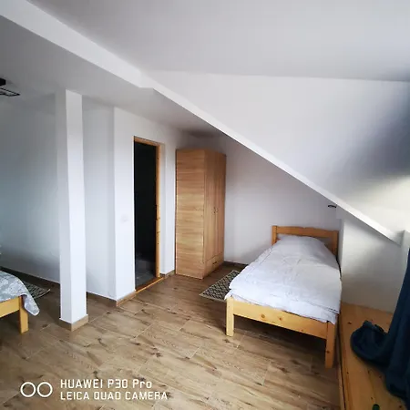 Проживание в семье Casa Lotus *